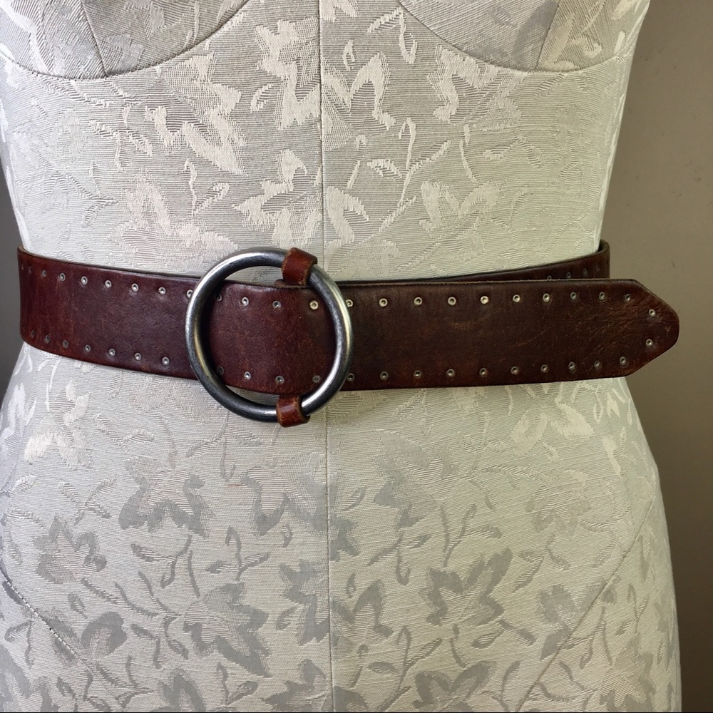 Riveted Brown 41” Loop Leather Belt Distressed